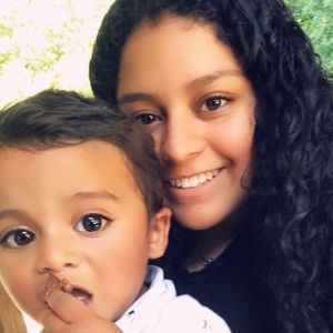 Meet your Posher, Odalis